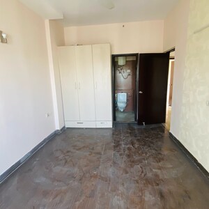 Master Bedroom in 2.5 BHK Apartment at Mahagun Moderne, Sector 78 – for Rent