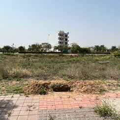 Plot For Sale in JMS The Pearl