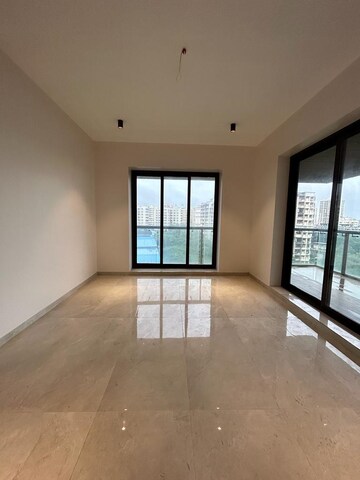 Room in 3 BHK Apartment at Lake Front Solitaire, Powai – for Sale