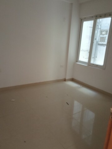 Room in 4 BHK Apartment at SS Linden, Sector 84 – for Rent