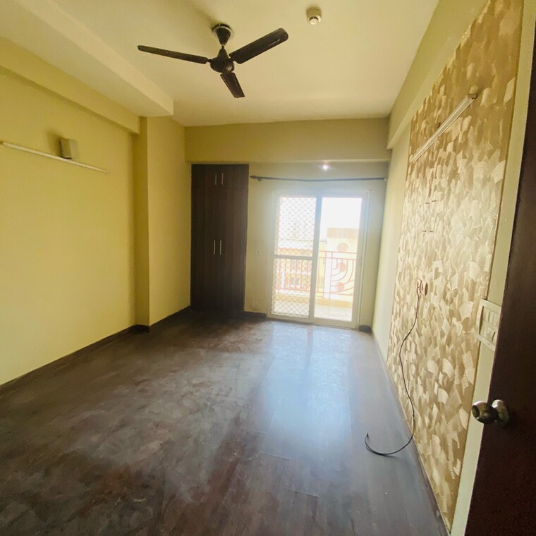 Room, mahagun-moderne 3 Bedroom 1550 Sq.Ft. Apartment In Sector 78 Noida 9240344