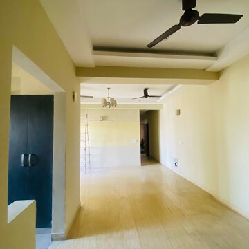 Living Room in 3 BHK Apartment at Mahagun Moderne, Sector 78 – for Rent