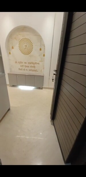 Building Lobby in 2 BHK Builder Floor at Lajpat Nagar 4 – for Rent