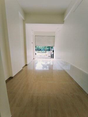  Shop For Rent in Vashi Sector 9