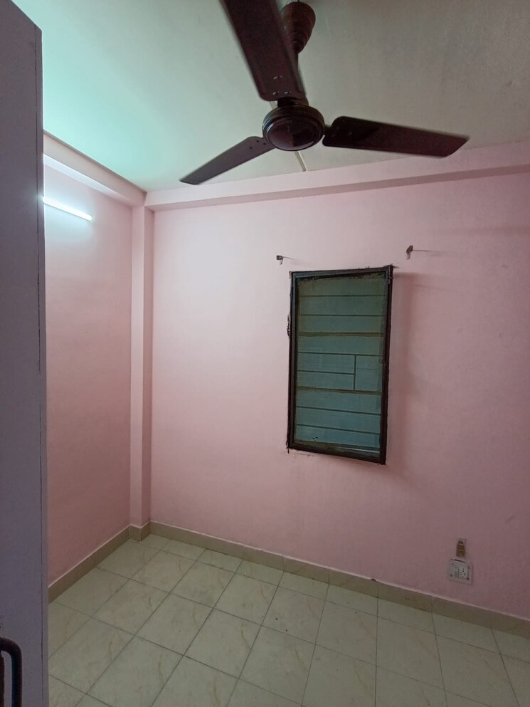 Room, sector 23 dwarka 1 Bedroom 440 Sq.Ft. Apartment In Sector 23 Dwarka Delhi 9240408