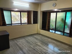 Room in 4 BHK Apartment at Vashi Sector 12 – for Sale