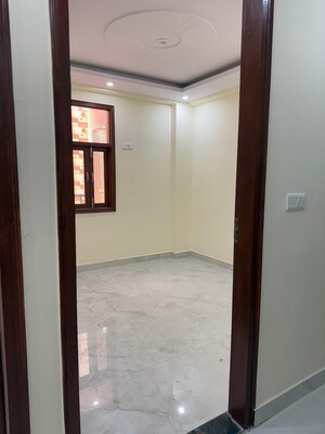 3 BHK Builder Floor For Sale in Molarband