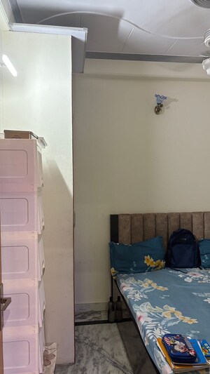 Room in 2 BHK Builder Floor at Vaishali Sector 6 – for Sale