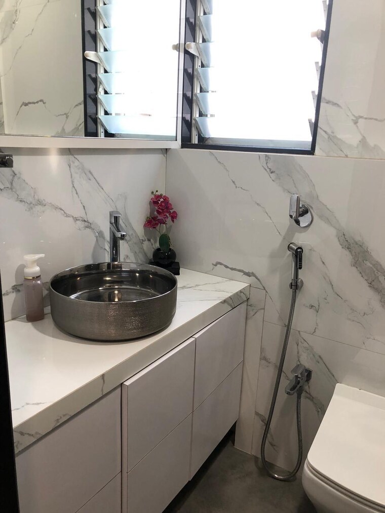 Attached Bathroom, bunch-berry 2 Bedroom 651 Sq.Ft. Apartment In Andheri West Mumbai 9240570