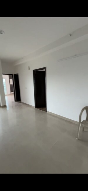 Room in 4 BHK Apartment at Fusion Homes, Tech Zone 4 Greater Noida – for Sale