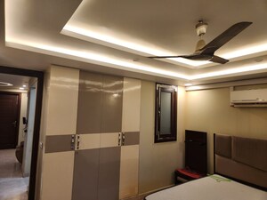 Bedroom in 3 BHK Builder Floor at Dlf Phase I – for Rent