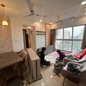 Living Room in 1.5 BHK Apartment at Sheth Avante, Mumbai Central Suburbs – for Rent