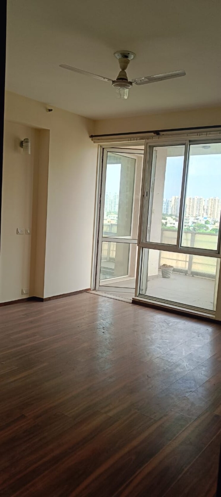Room, unitech-harmony 3.5 Bedroom 2714 Sq.Ft. Apartment In Sector 50 Gurgaon 9240610