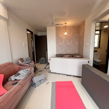 Bedroom in 1.5 BHK Apartment at Sheth Avante, Mumbai Central Suburbs – for Rent