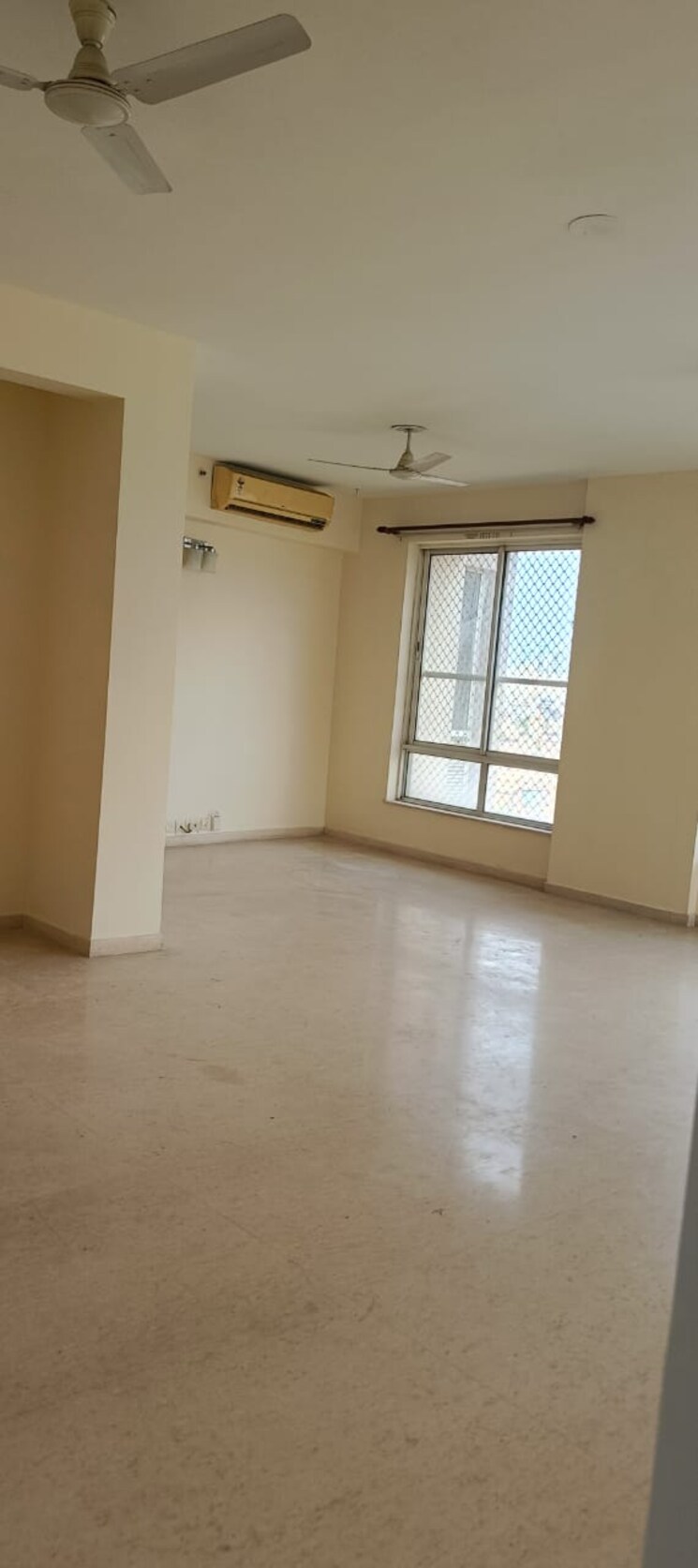 Room, unitech-harmony 3.5 Bedroom 2714 Sq.Ft. Apartment In Sector 50 Gurgaon 9240610