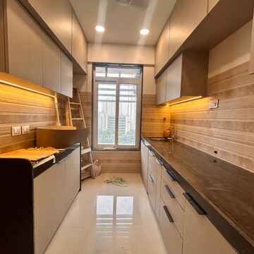 Kitchen in 1.5 BHK Apartment at Sheth Avante, Mumbai Central Suburbs – for Rent
