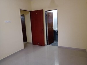 Room in 1 BHK Apartment at Bhoomi Park, Malad West – for Sale