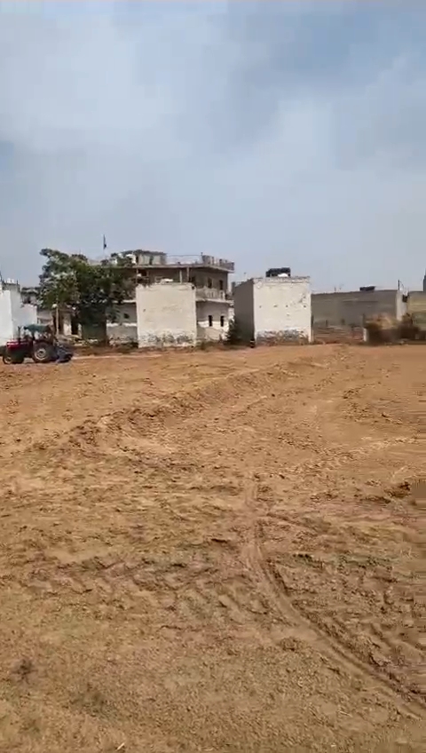 Plot For Sale in Sector 59