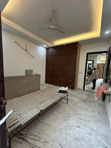 Parking in 3 BHK Apartment at Ansal Plaza Sector-23, Sector 23 – for Rent