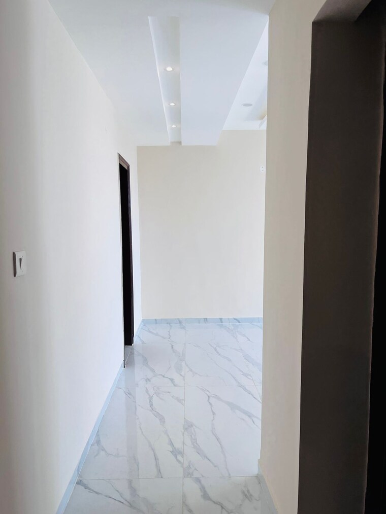 undefined, vip road 3 Bedroom 1735 Sq.Ft. Apartment In Vip Road Zirakpur 9240654