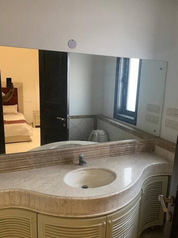 Bathroom in 2.5 BHK Builder Floor at Defence Colony – for Sale