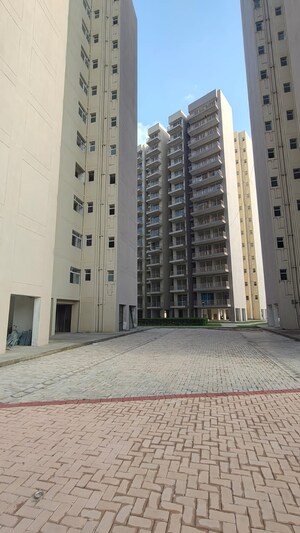 2 BHK Apartment – Exterior View View at Bedarwals Sixty Three Golf Drive, Sector 63 - for Rent