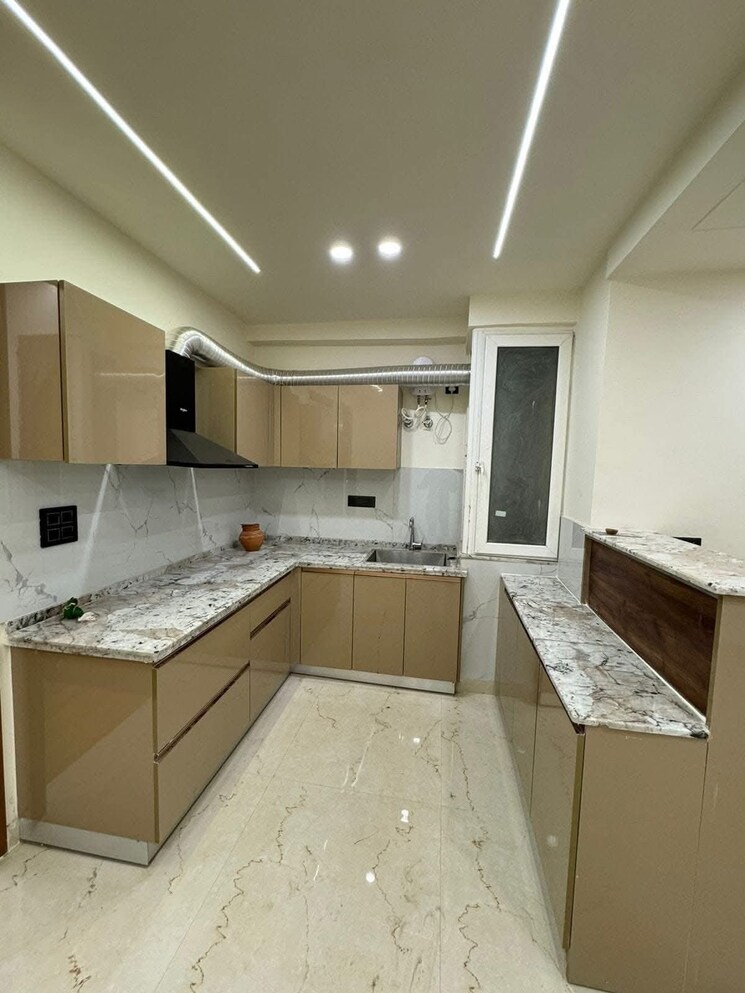 Kitchen, saket 2 Bedroom 850 Sq.Ft. Builder Floor In Saket Delhi 9240771