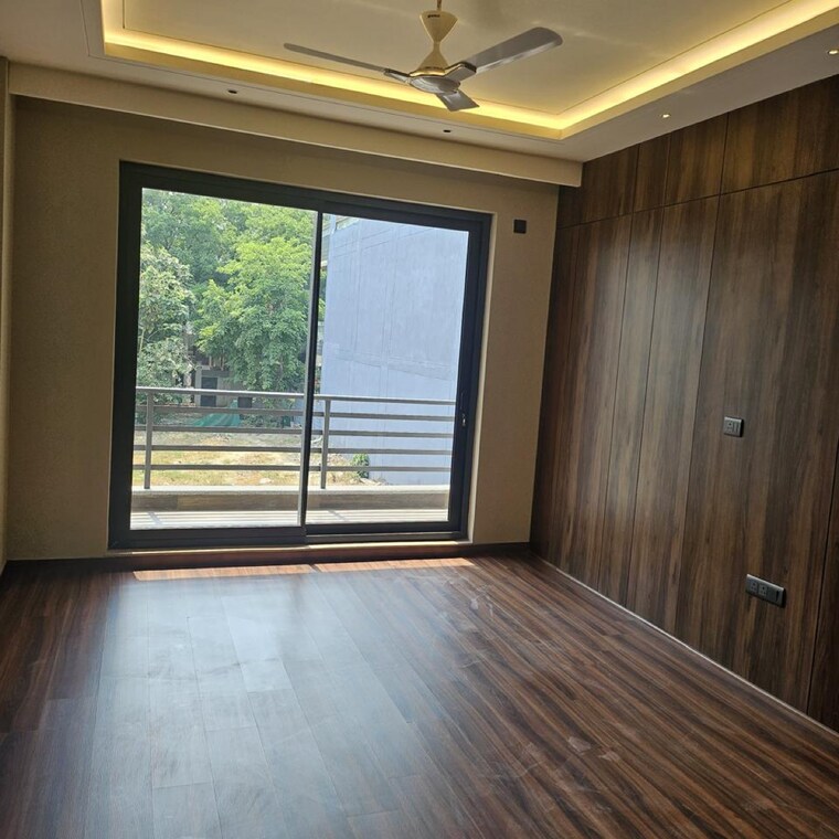 Room, rohini sector 3 3 Bedroom 52 Sq.Mt. Builder Floor In Rohini Sector 3 Delhi 9240731