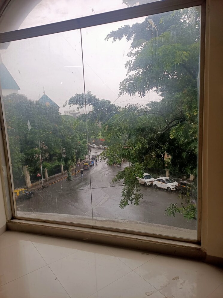 Balcony, dosti-shoppe-link-mall Commercial Shop 950 Sq.Ft. In Antop Hill Mumbai 9240758