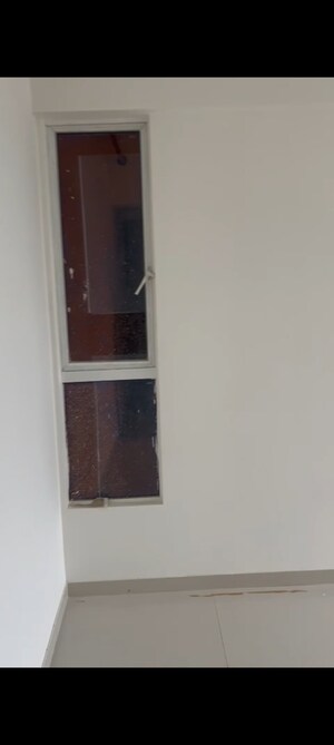 Furnished Amenities in 2 BHK Apartment at Wadhwa TW Gardens, Kandivali East – for Rent