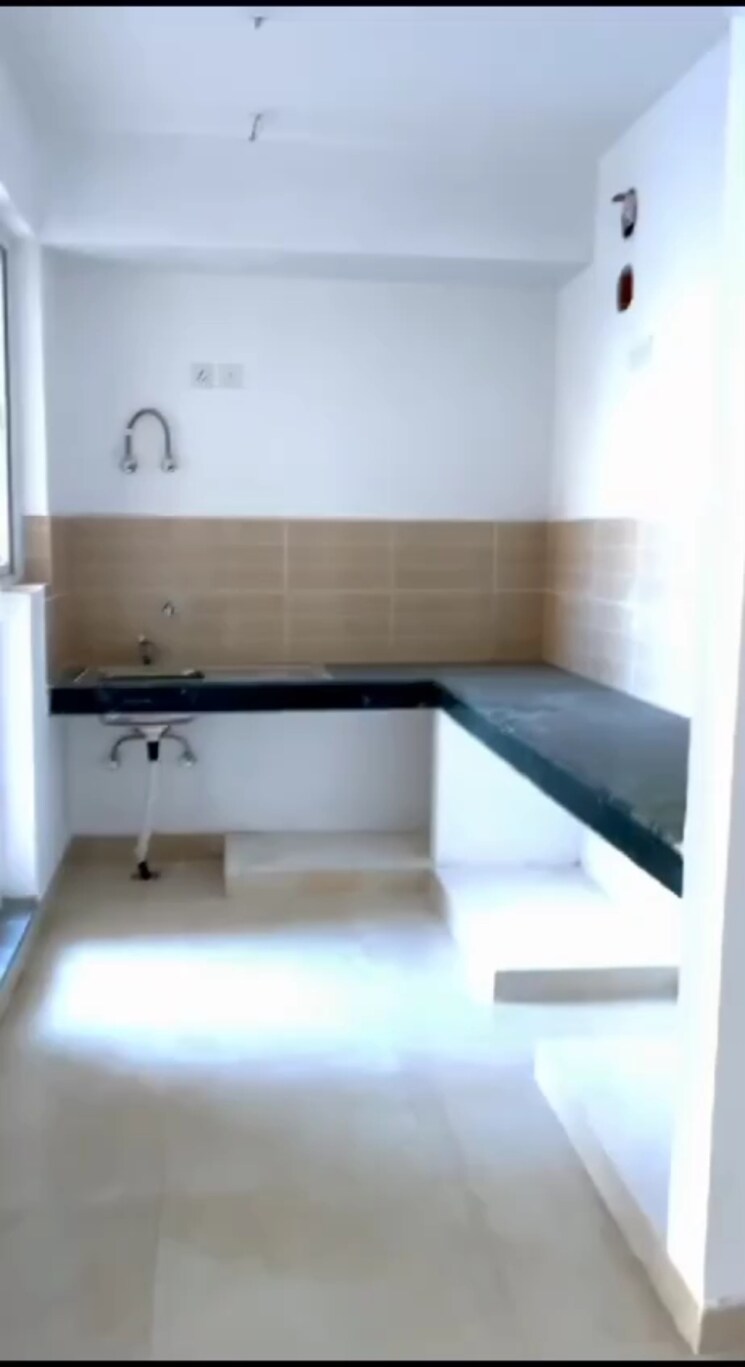 Kitchen, bptp-park-sentosa 4 Bedroom 278 Sq.Yd. Apartment In Sector 77 Faridabad 9240829