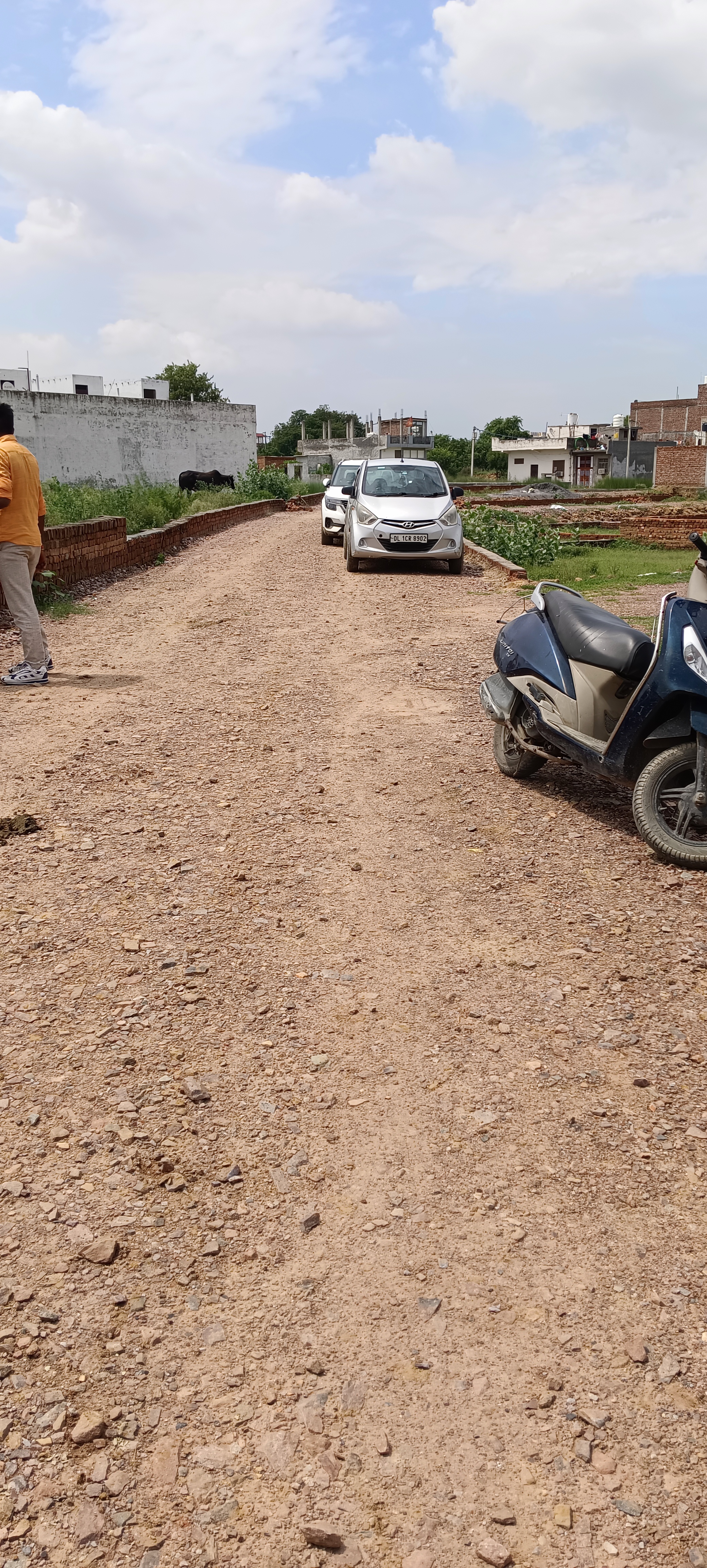 Plot For Sale in Ghazipur