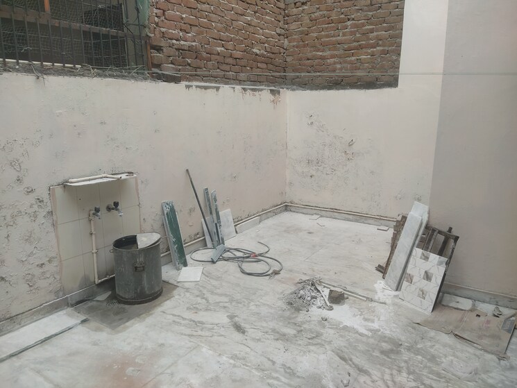 undefined, sector 30 2 Bedroom 160 Sq.Yd. Independent House In Sector 30 Faridabad 9241126