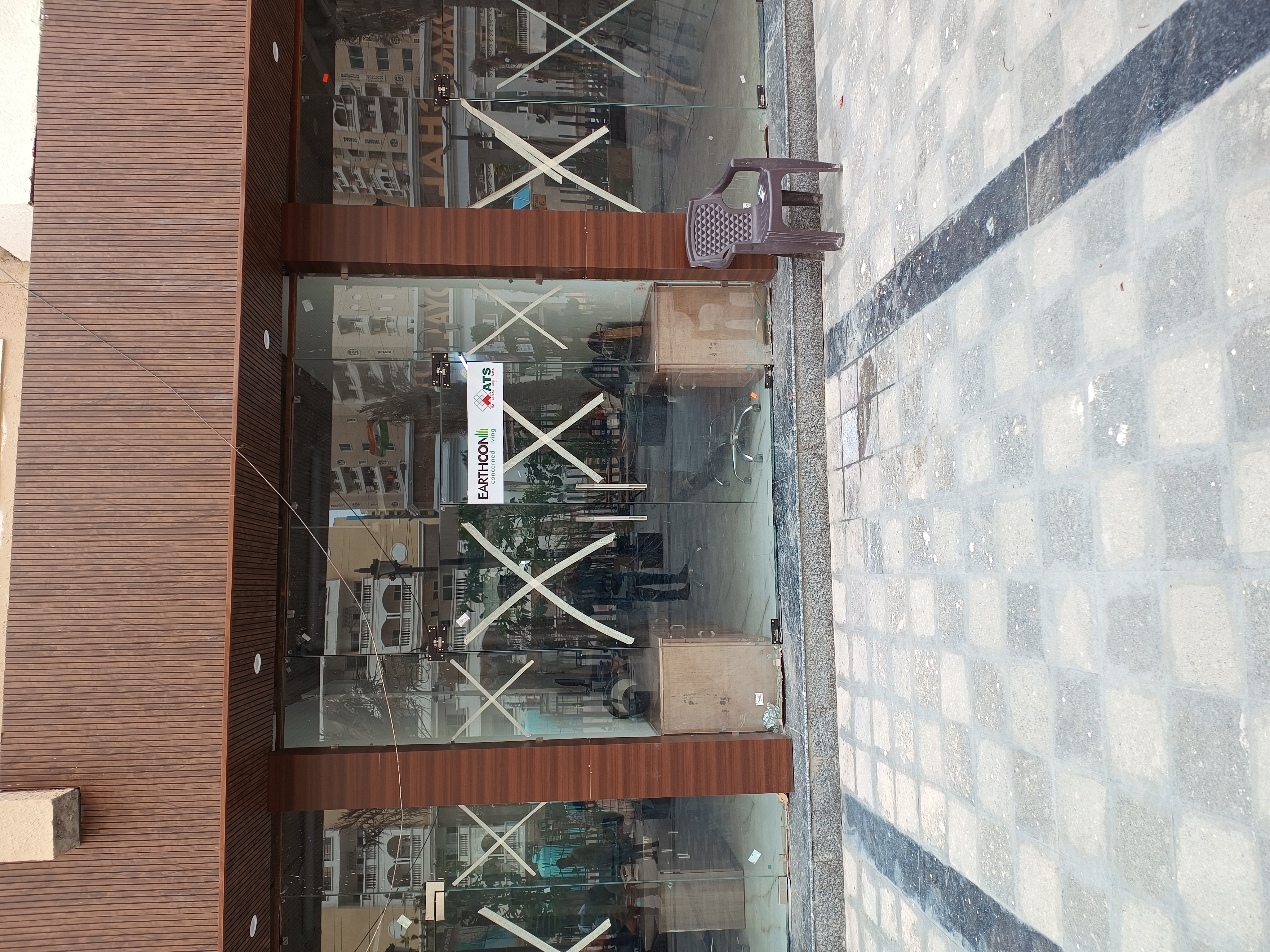 Retail Shop For Rent in Earthcon Casa Grande II