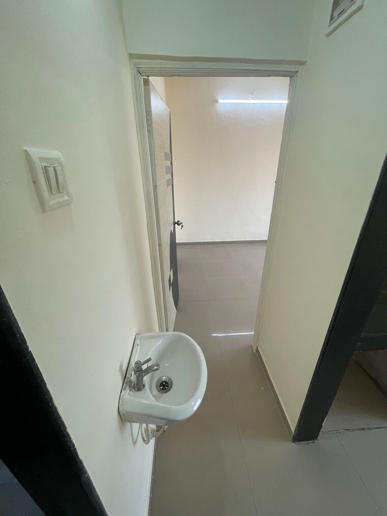 Bathroom, uma-elements 1 Bedroom 484 Sq.Ft. Apartment In Daighar Gaon Thane 9241051