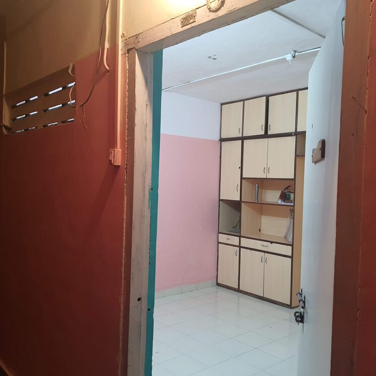 undefined, gurukripa-chs-dadar-west 1 RK 250 Sq.Ft. Apartment In Dadar West Mumbai 9241036