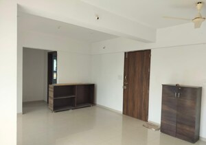 Room in 4 BHK Apartment at Somani Dream Home, Punawale – for Rent