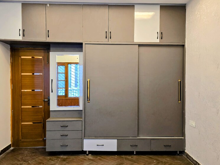 Master Bedroom, sunny enclave 4 Bedroom 1100 Sq.Yd. Villa In Sunny Enclave Mohali 9241239