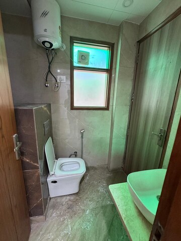 Bathroom in 3 BHK Builder Floor at Paschim Vihar – for Rent