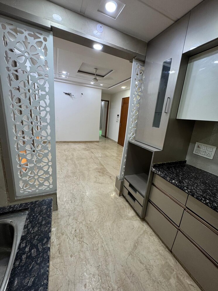 Kitchen/pantry, paschim vihar 3 Bedroom 1000 Sq.Ft. Builder Floor In Paschim Vihar Delhi 9241252