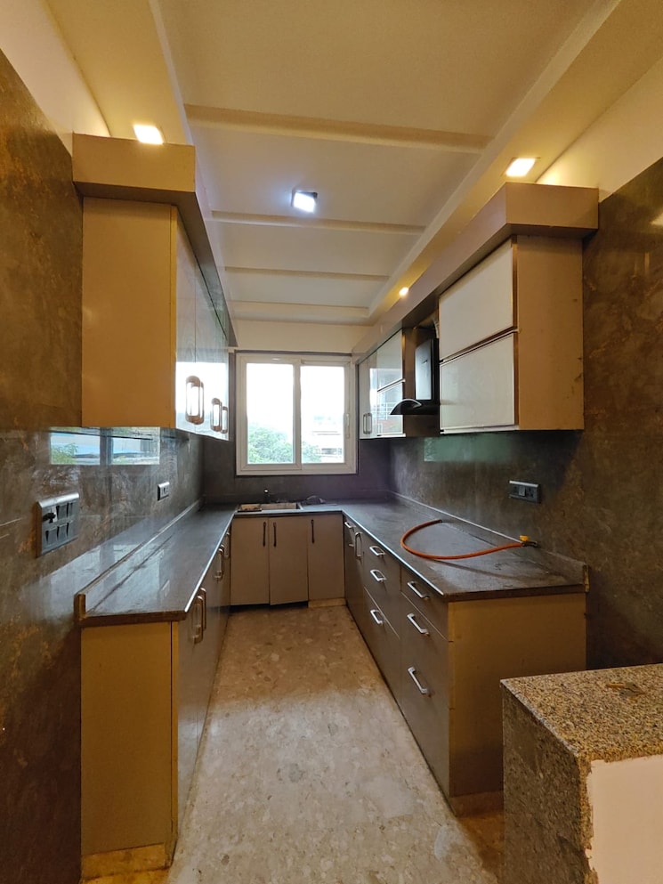 Kitchen, sushant lok i 3 Bedroom 1745 Sq.Ft. Builder Floor In Sushant Lok I Gurgaon 9241245