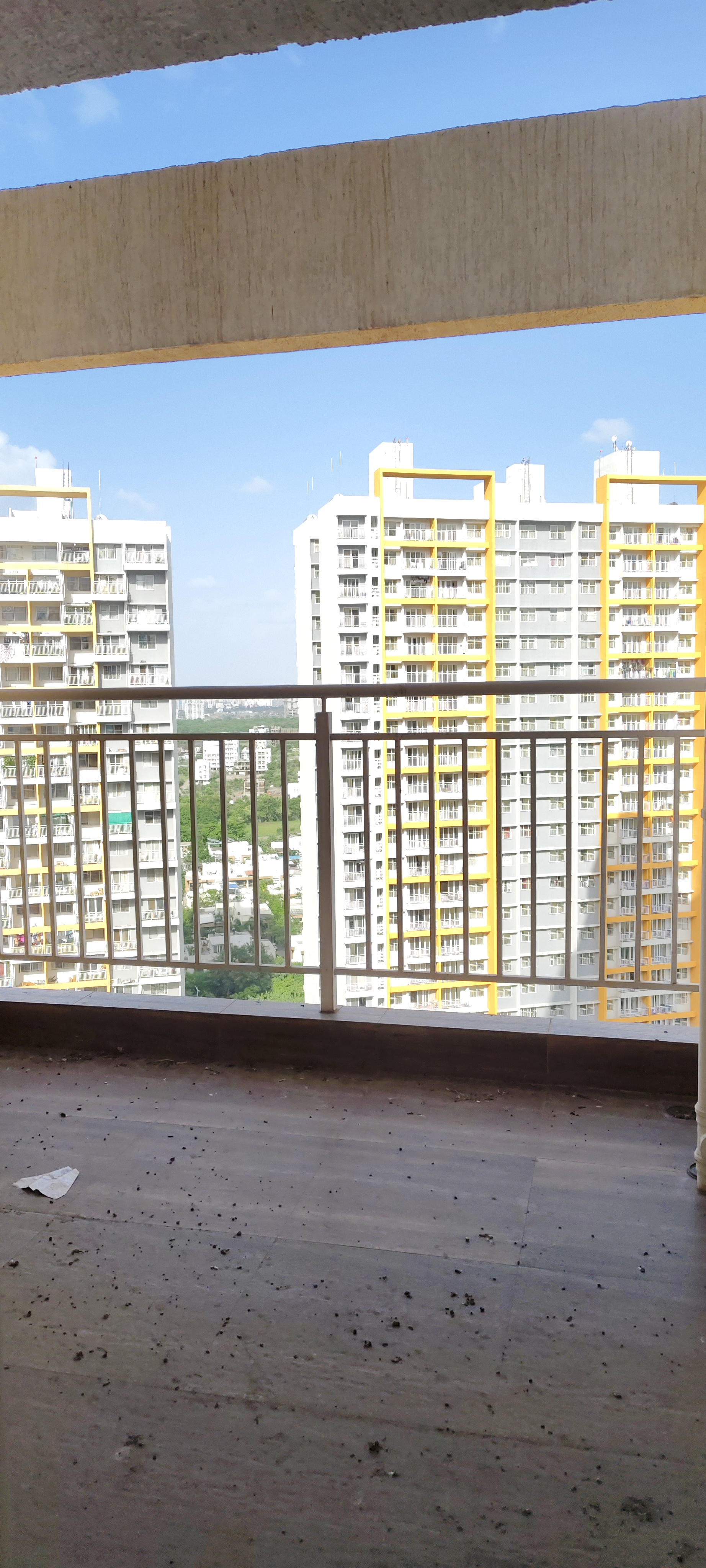 2 BHK + Servant Room Apartment For Sale in Kolte Patil Life Republic