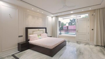 Bedroom in 6+ BHK Villa at Omaxe NRI Villas, Omega Ii Greater Noida – for Rent