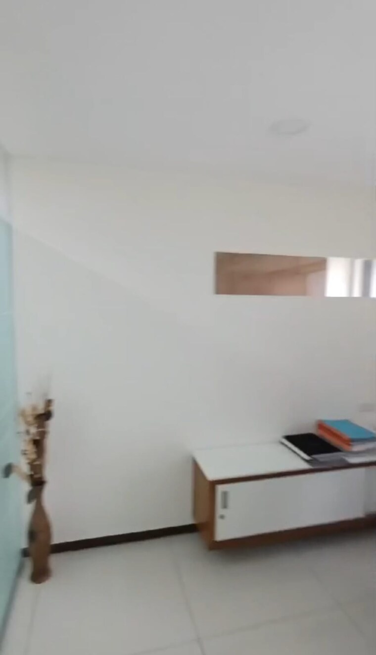 undefined, sankalp-iconic-tower Commercial Office Space 1250 Sq.Ft. In Sanidhya Ahmedabad 9240222