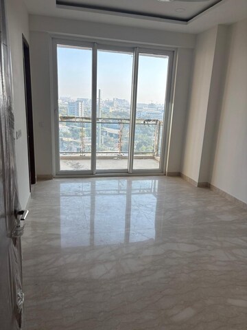 3 BHK Apartment For Rent in Mahindra Luminare, Sector 59