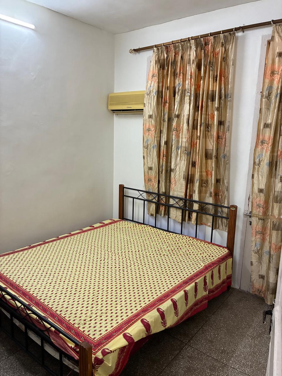 2 BHK 500 Sq.Ft. Apartment in Pareena Laxmi Apartments