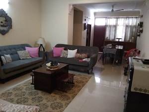 Living Room in 3 BHK Apartment at Vaishali Nagar – for Rent