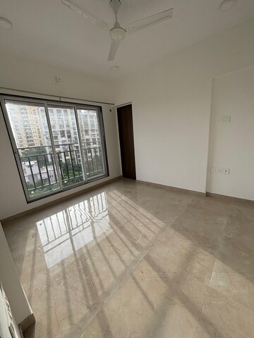 Room in 2 BHK Apartment at Dahisar West – for Sale