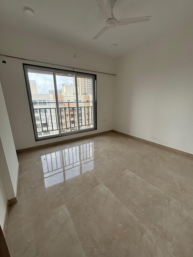 Room, dahisar west 2 Bedroom 696 Sq.Ft. Apartment In Dahisar West Mumbai 9241347