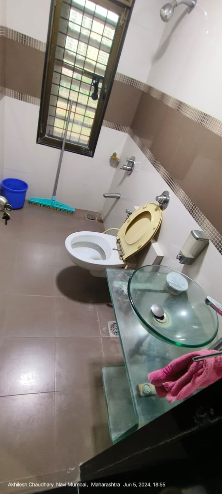 Bathroom, land-view-chs 3 Bedroom 1250 Sq.Ft. Apartment In Vashi Sector 14 Navi Mumbai 9241256